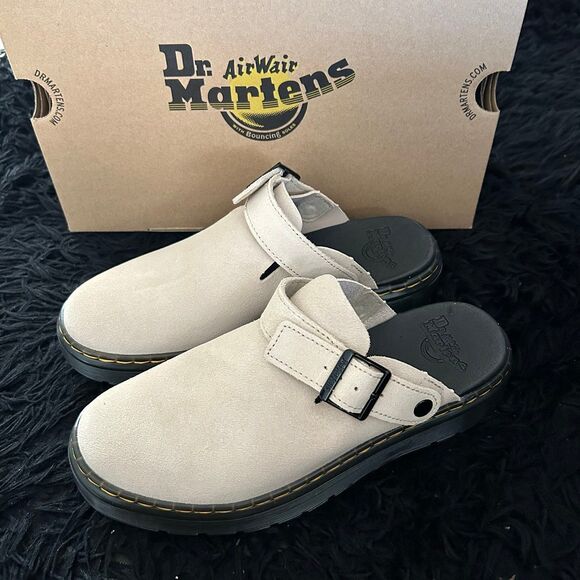 Dr. Martens Other - Dr Martens Carlson tan leather clogs mules slip on shoes men’s 8 new